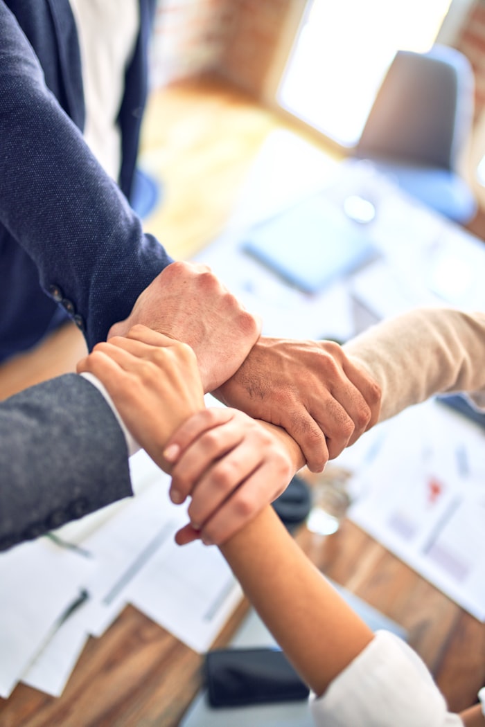 Réunion de management fournisseurs avec revue de scorecard de performance