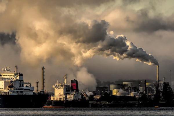 Cheminées industrielles avec émissions de vapeur d'eau
