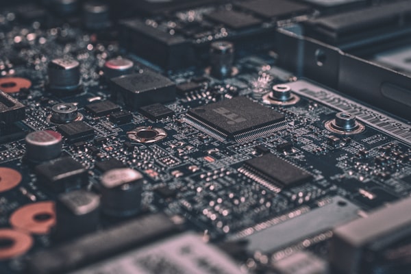 Carte électronique et composants d'automatisme